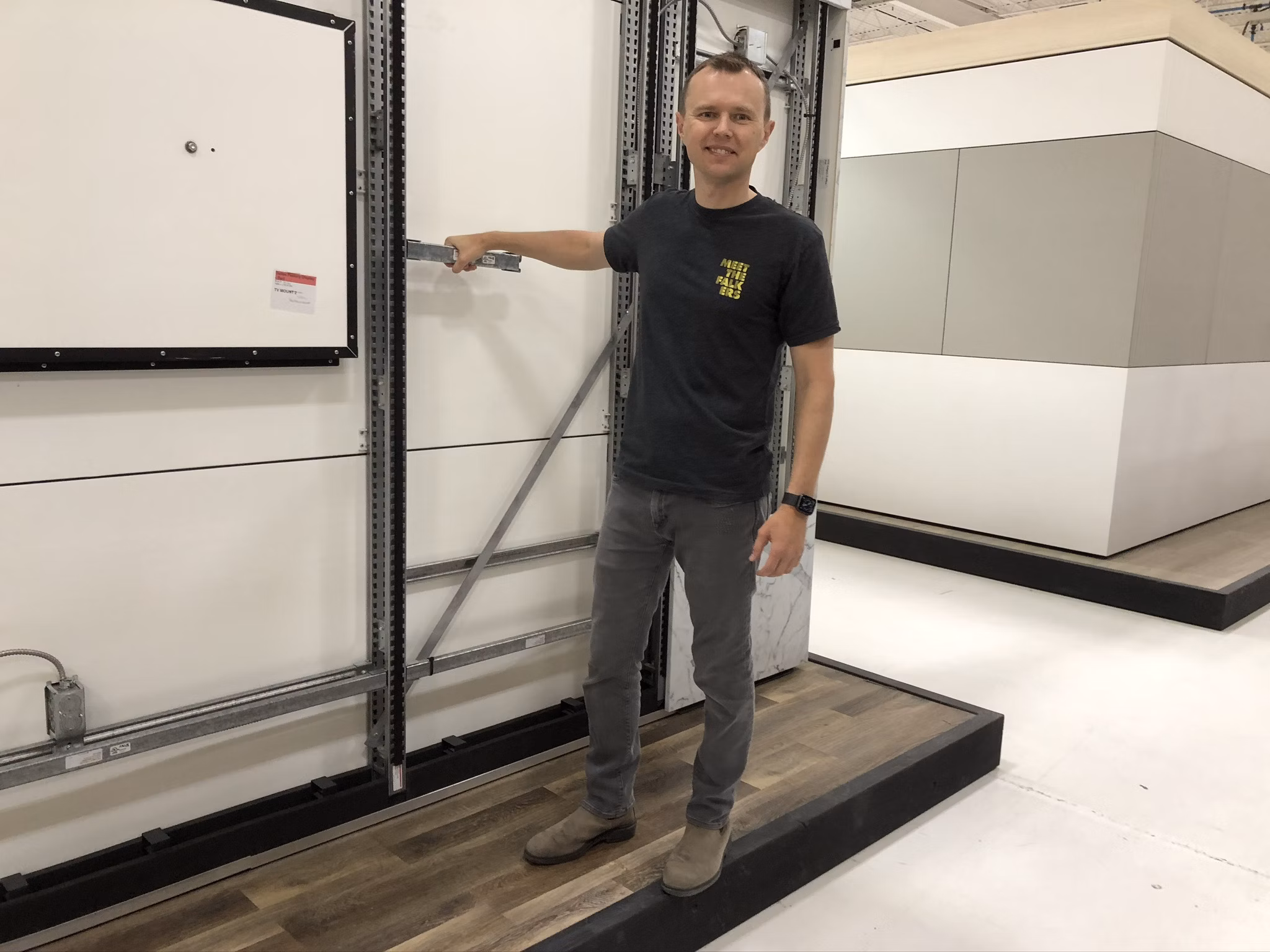 Thom from Falkbuilt Calgary